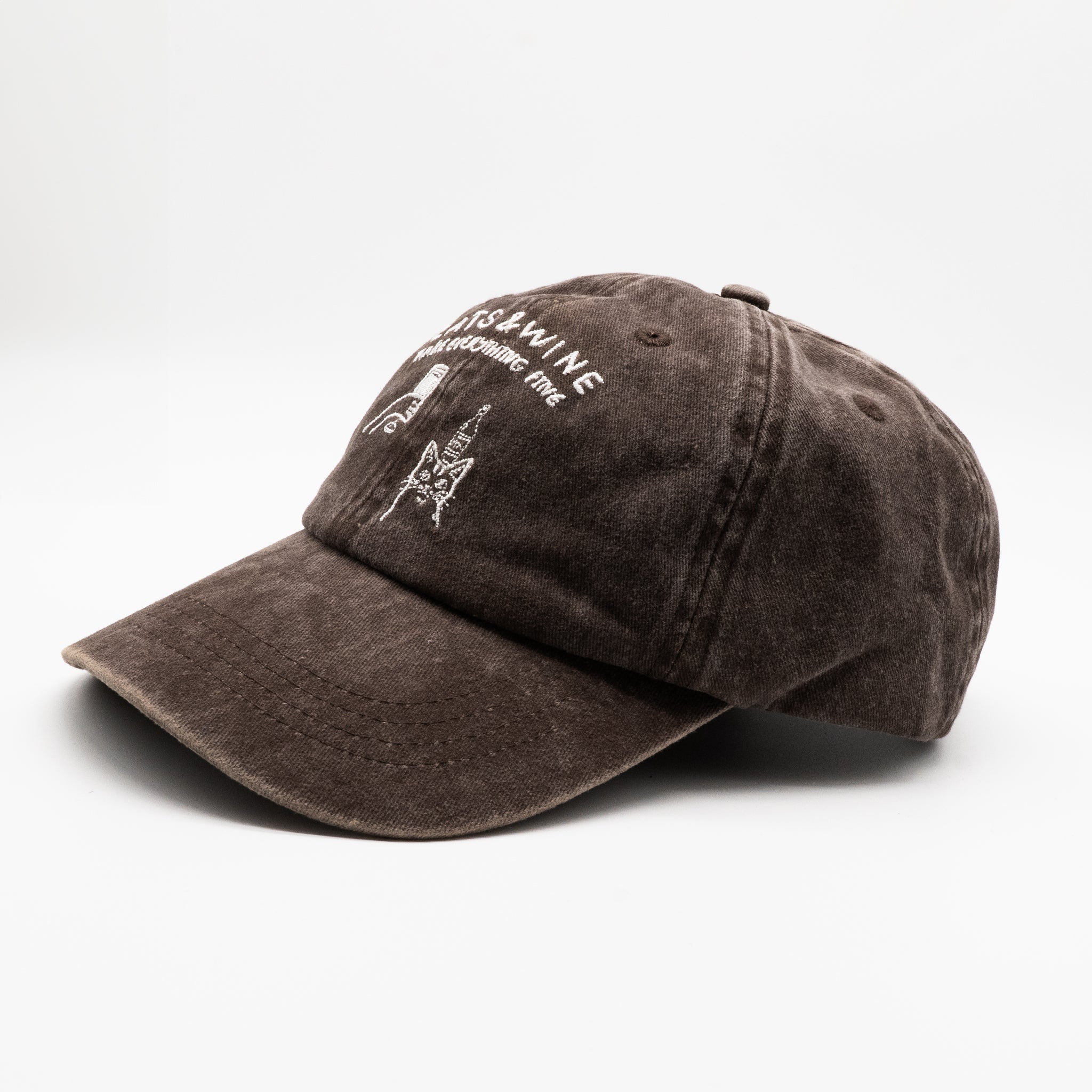 Braune Denim-Cap - Logo "Cats & Wine Make Everything Fine" 