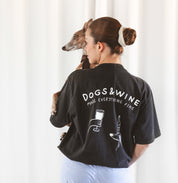 Schwarzes T-shirt - Dogs & Wine Make Everything Fine