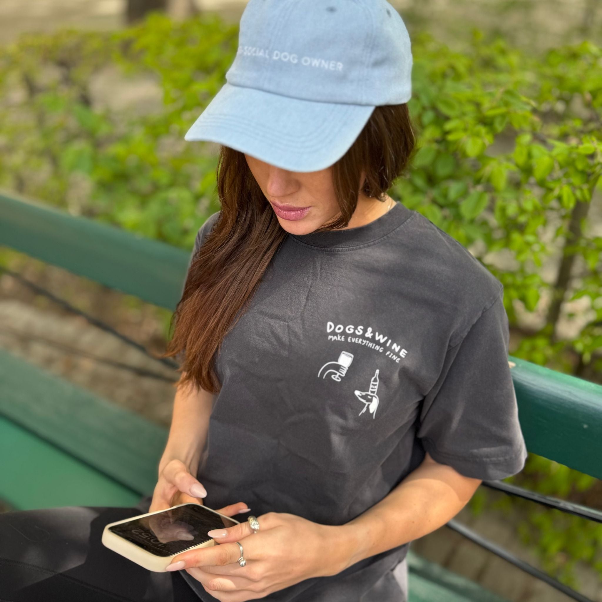 Schwarzes T-shirt - Dogs & Wine Make Everything Fine